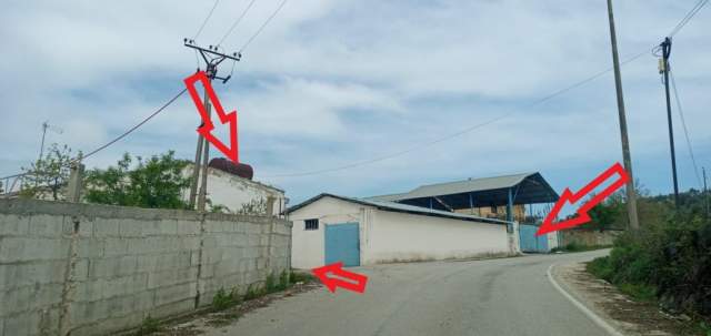 Fier, Kurjan Shitet Truall 2.430 m² dhe Ndertese 792.3 m², 6.400.000 Leke