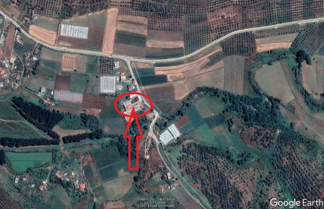 Fier, Kurjan Shitet Truall 2.430 m² dhe Ndertese 792.3 m², 6.400.000 Leke