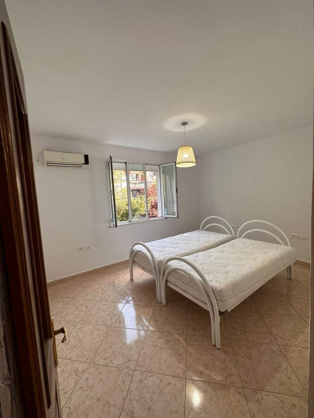 Tirane, shitet apartament Kati 2, 67 m² 88.000 Euro Oxhaku