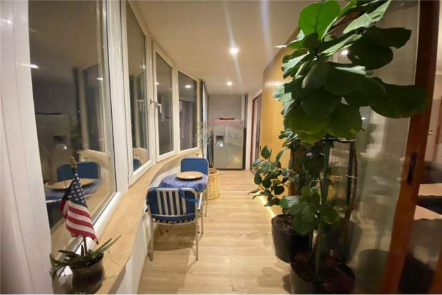 Tirane, jepet me qera apartament 2+1+A Kati 7, 109 m² 450 Euro (Qemal Stafa)