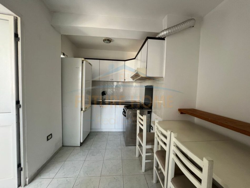 Durres, shitet apartament 1+1+Ballkon Kati 5, 56 m² 59.000 € 