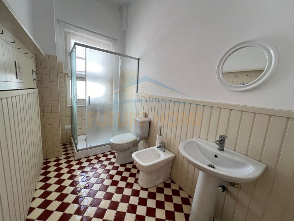 Durres, shitet apartament duplex Dublex Kati 3, 183 m² 330.000 € 