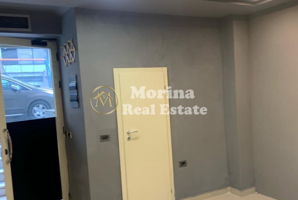 Tirane, shitet ambjent biznesi Kati 0, 62 m² 70.000 € (Pallatet me Shigjeta)