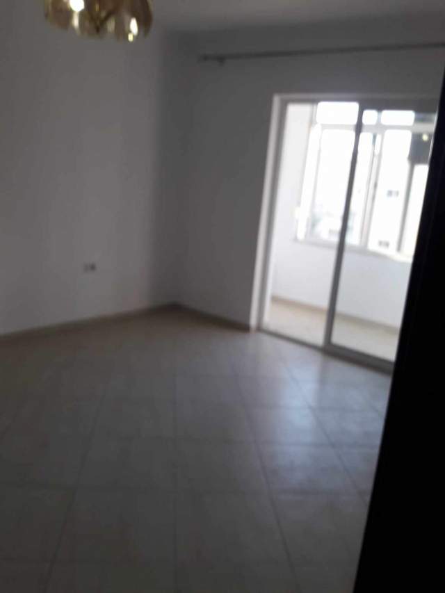 Tirane, shitet apartament 2+1+BLK Kati 5, 67 m² 115.000 Euro (Myslym Shyri)