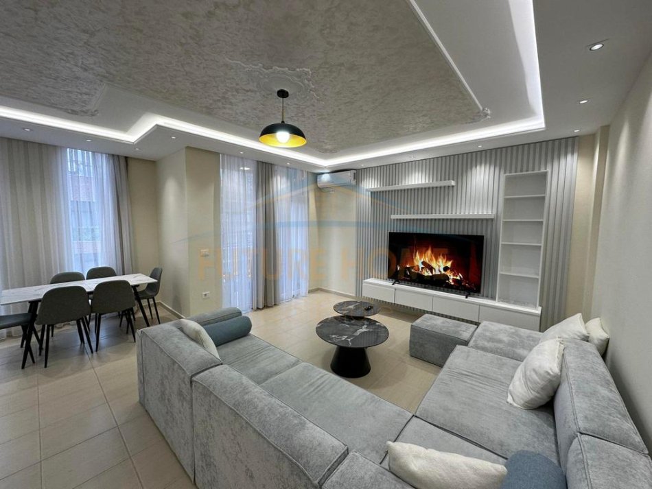 0683487469  Tirane, jepet me qera apartament 2+1+Ballkon Kati 6, 117 m² 750 € (Bulevardi i Ri)