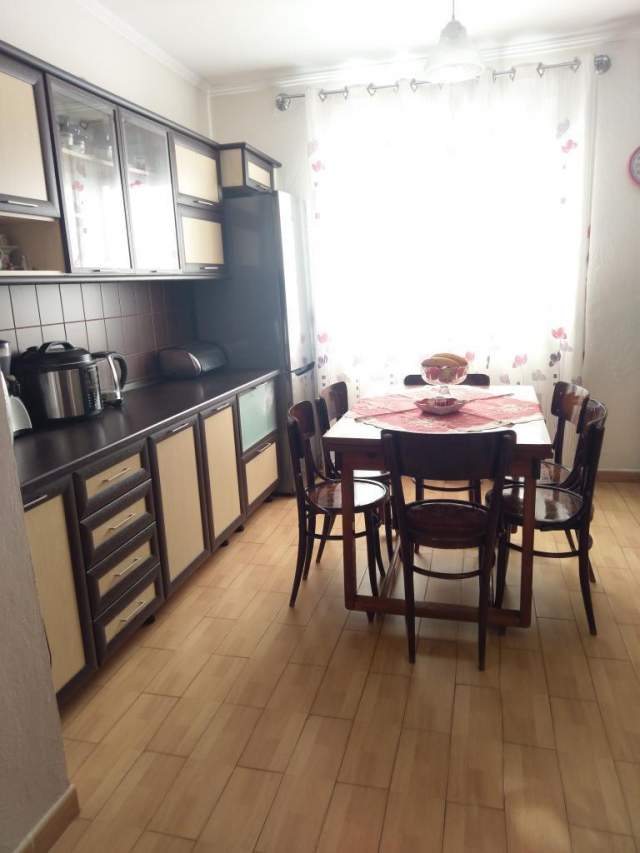 Tirane, shitet apartament 2+1+A+BLK Kati 2, 89 m² 135000 Euro (Rruga e Barikadave)