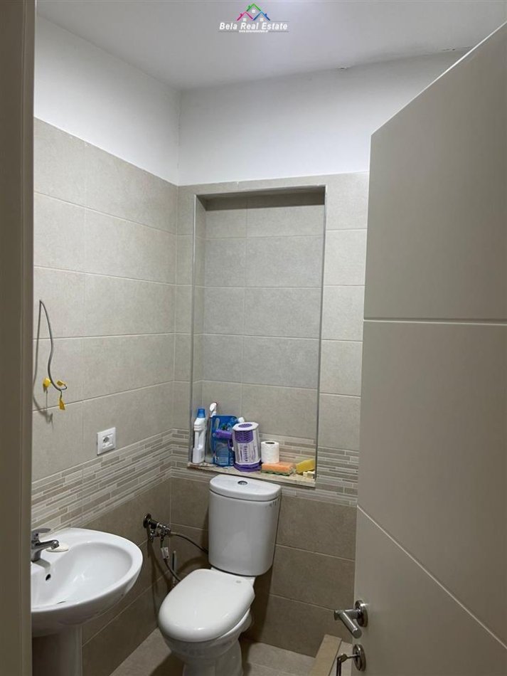 Tirane, shes apartament 2+1 Kati 2, 125 m² 220.000 € (kopshti botanik)