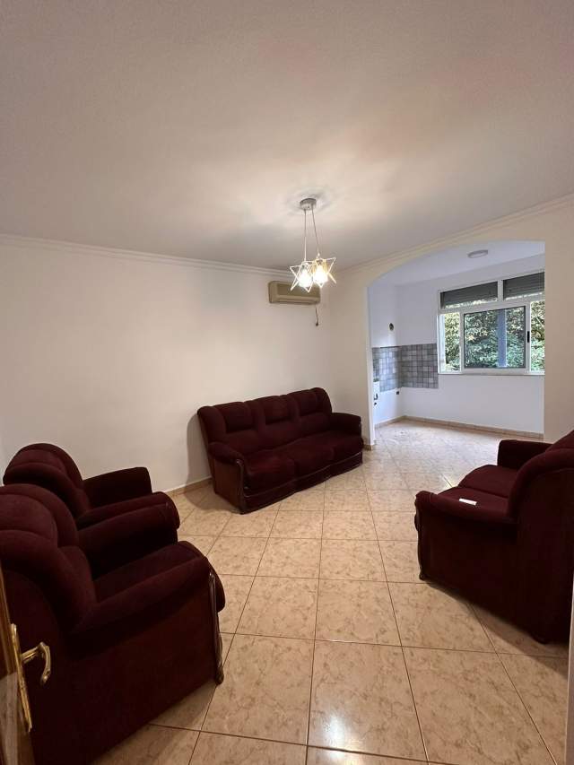 Tirane, shitet apartament Kati 2, 67 m² 88.000 Euro Oxhaku