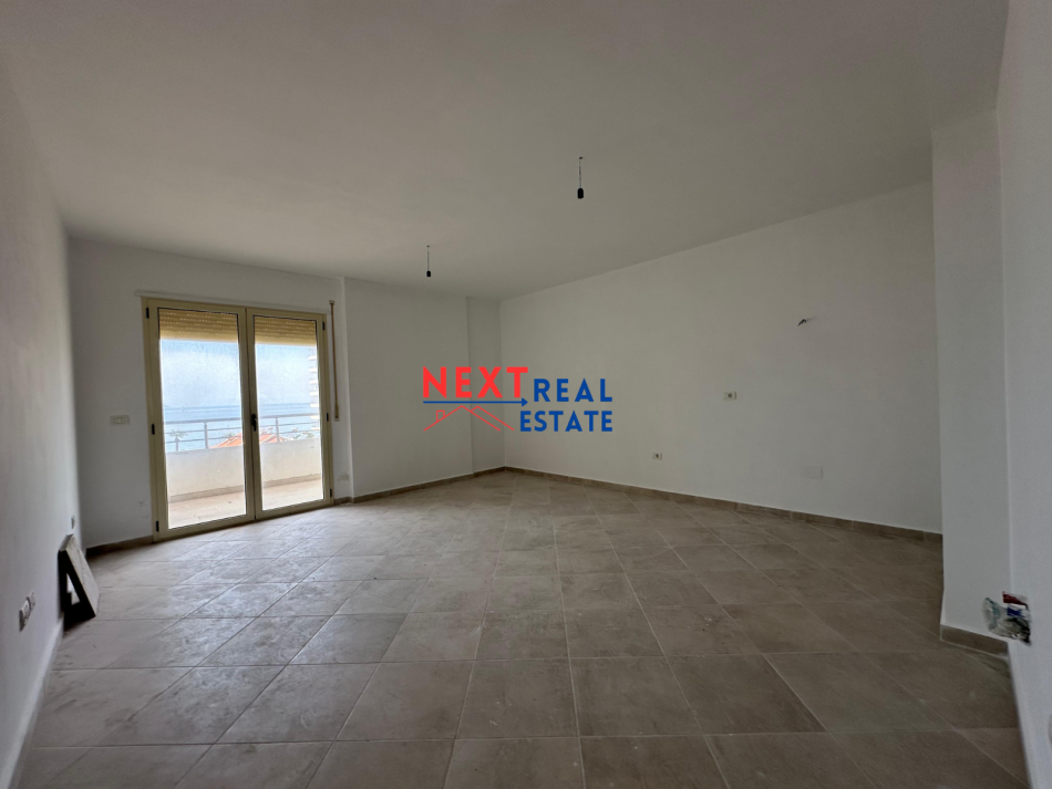 REZERVO PRONEN VETEM ME 500€! SHITET APARTAMENT 2+1 NE LUNGOMARE, VLORE