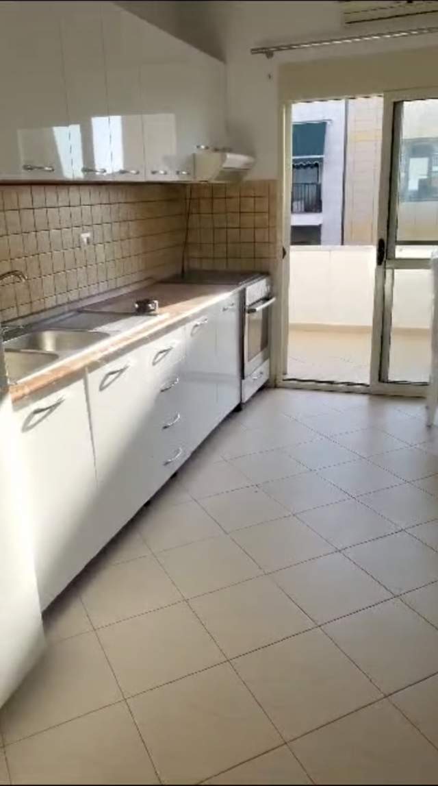 Tirane, jepet me qera apartament 1+1 Kati 7, 60 m² 500 Euro (Rruga Mehdi Frasheri)