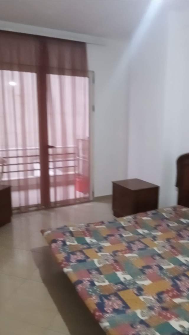 Tirane, jepet me qera apartament 2+1 Kati 3, 100 m² 380 Euro (rruga teodor keko)
