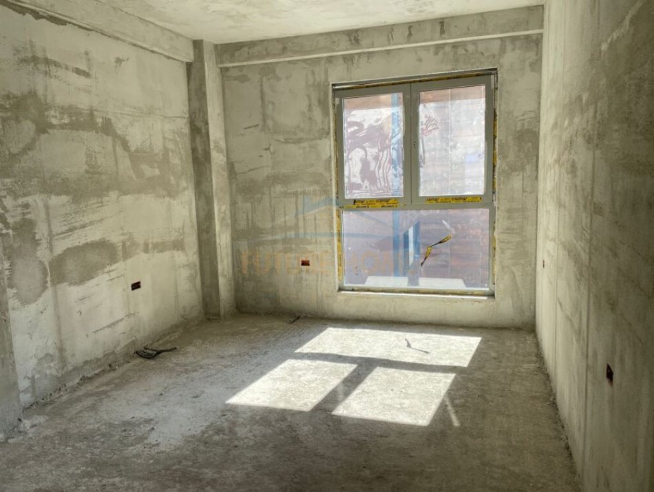 Tirane, shitet apartament 1+1 Kati 2, 66 m² 170.000 € (prane Shkolles se Kuqe, Rruga Qemal Stafa, Tirane AREA44862)