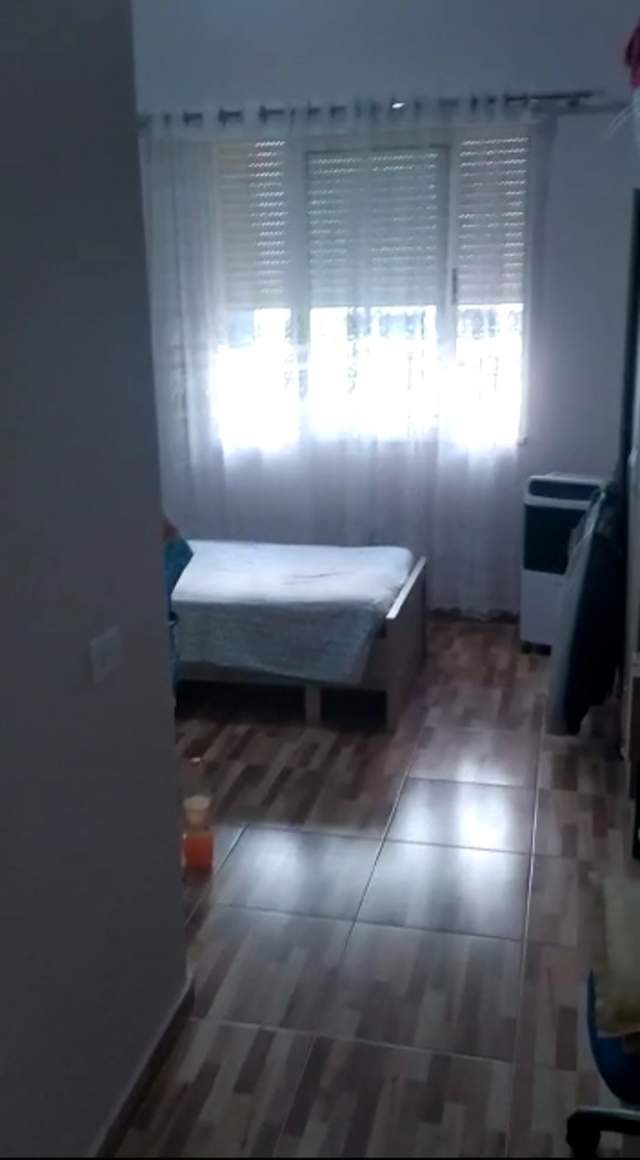 Tirane, shitet apartament 2+1+BLK Kati 1, 95 m² 78.000 Euro (kompleksi golden park)