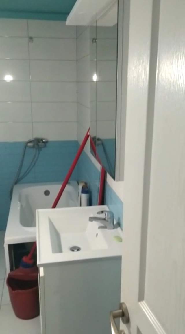 Tirane, shitet apartament 2+1+BLK Kati 1, 95 m² 78.000 Euro (kompleksi golden park)