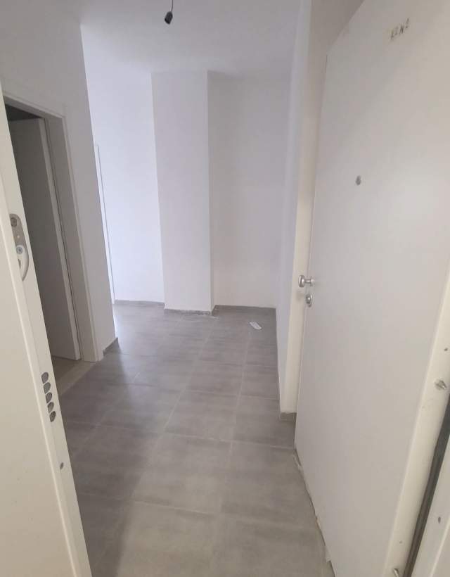 Tirane, jepet me qera apartament 2+1+BLK Kati 2, 400 Euro ("Robert Shvarc")