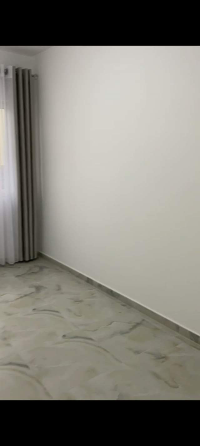 Tirane, jepet me qera Vile 3+1 Kati 2, 160 m² 450 Euro (rruga paro kita)