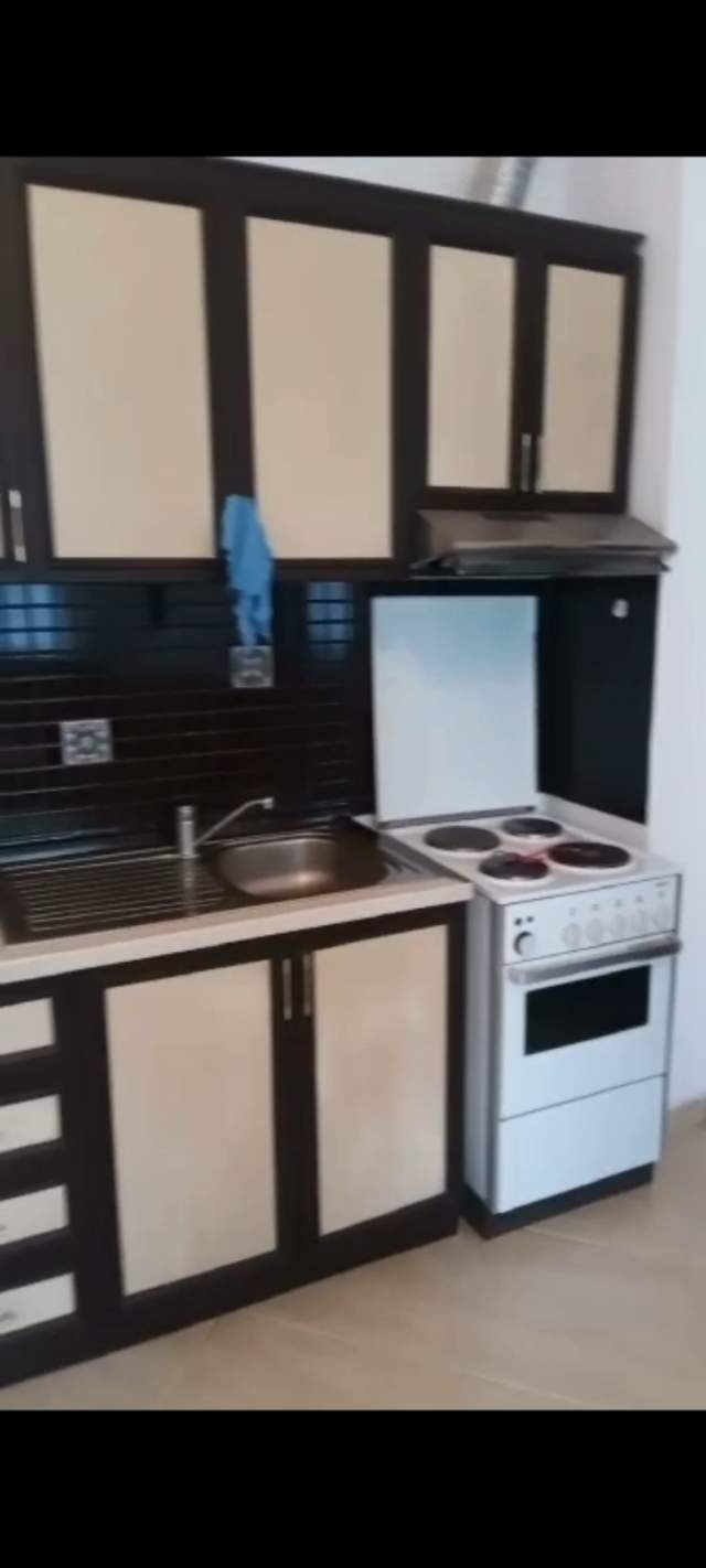 Tirane, jepet me qera apartament 1+1 Kati 1, 67 m² 290 Euro (rruga teodor keko)