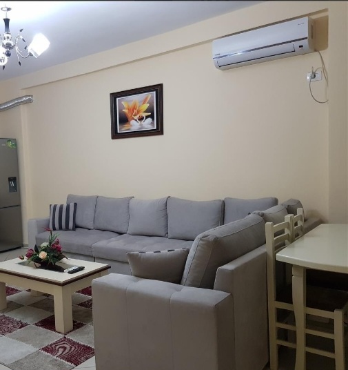 Tirane, jepet me qera apartament 1+1 Kati 10, 60 m² 30.000 Leke (Mbrapa Bar Artistit, Astir)