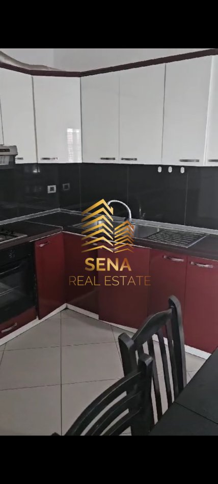 Tirane, jepet me qera apartament 2+1 Kati 3, 120 m² 370 € (Rruga ”Llazar Shapatini”)