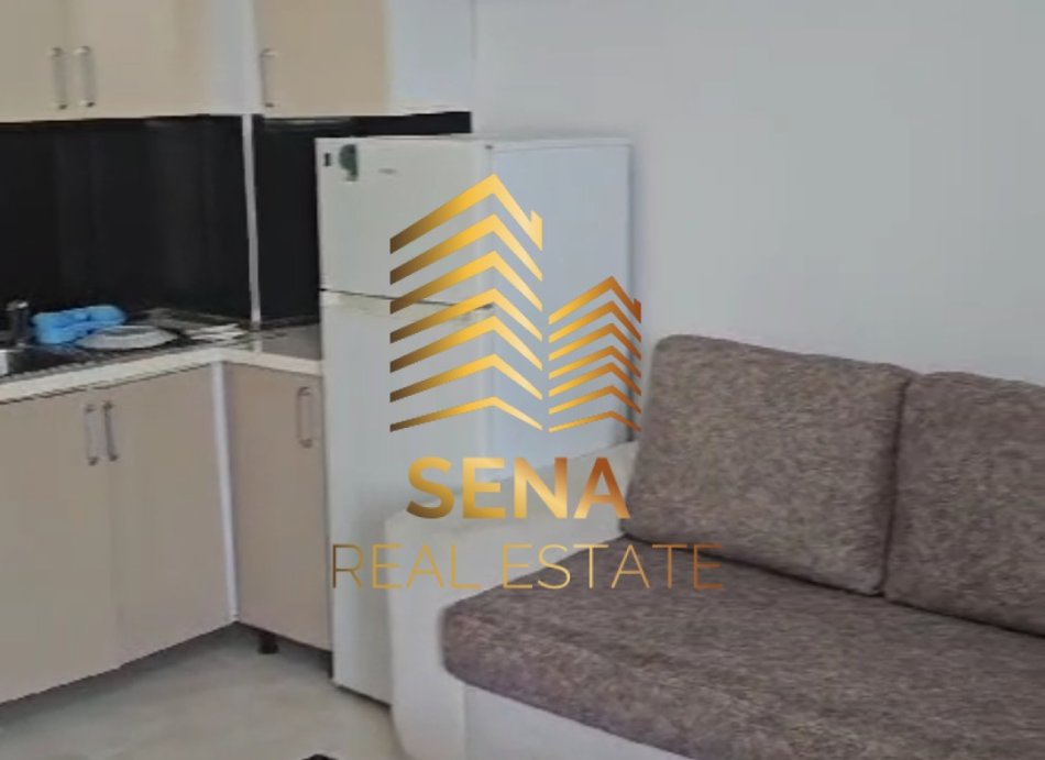 Tirane, jepet me qera 1+1 Kati 1, 75 m² 270 € (Rruga ”Llazar Shapatini”)