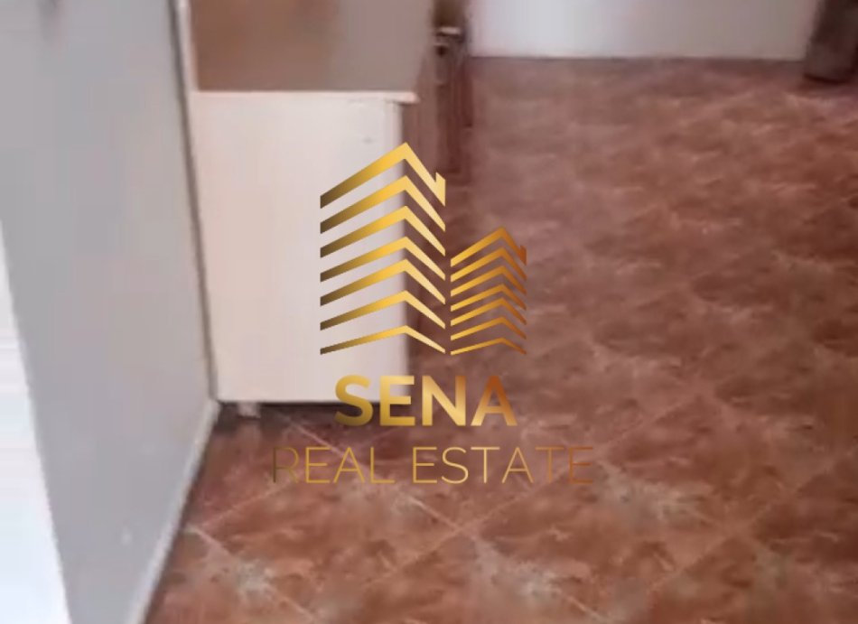 Tirane, jepet me qera shtepi 1+1 Kati 1, 40 m² 220 € (Rruga Shefqet Ndroqi)