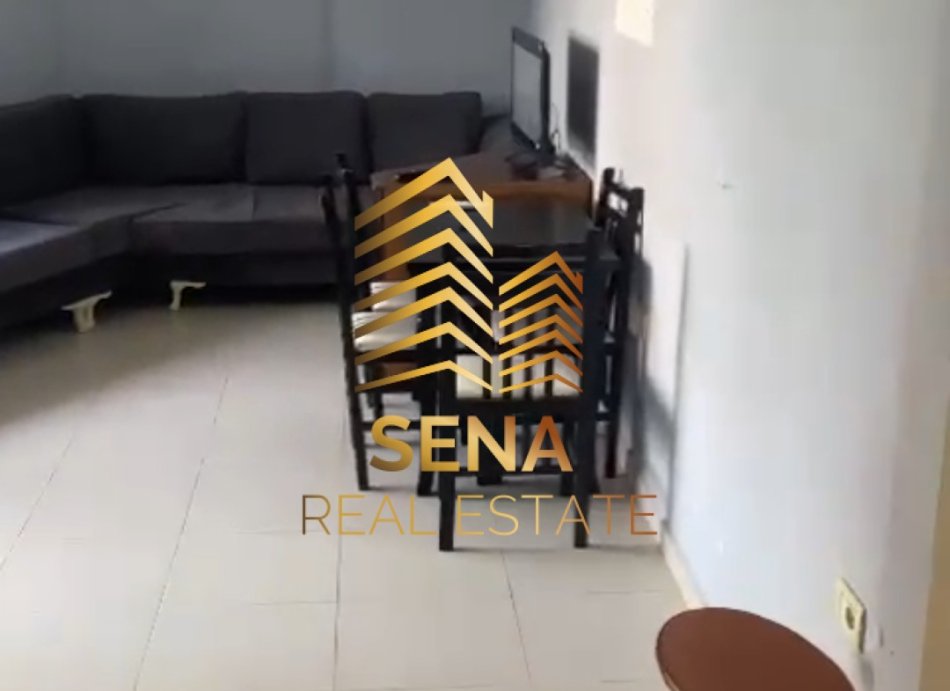 Tirane, jepet me qera apartament 2+1 Kati 1, 115 m² 430 € (Kompleksi Molla)