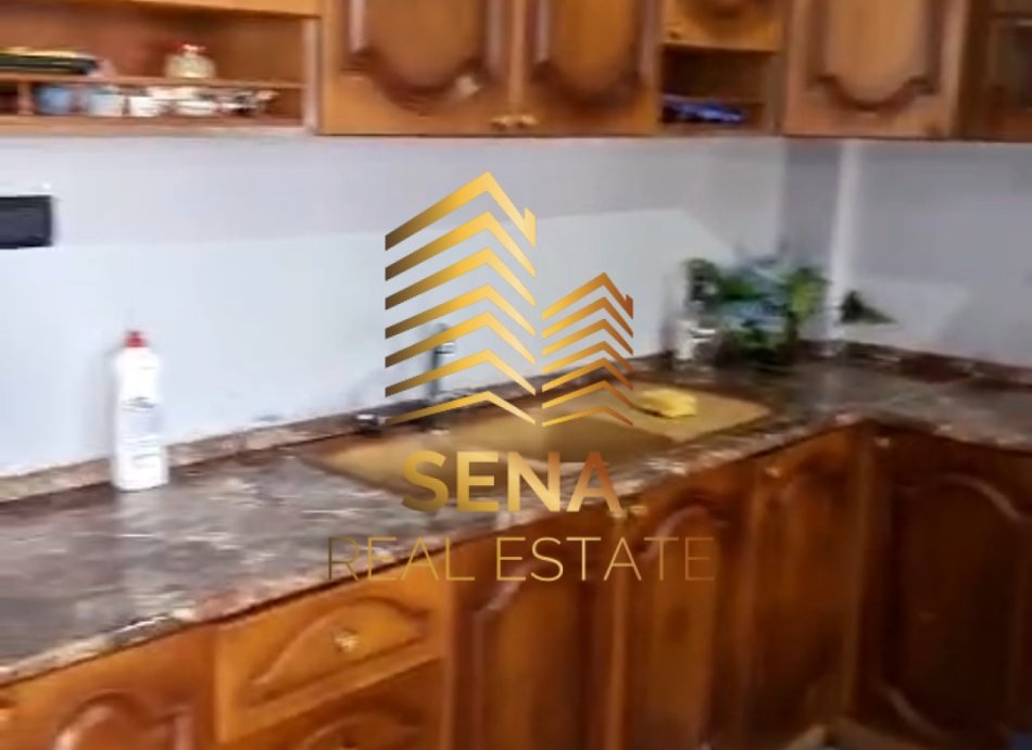 Tirane, jepet me qera shtepi 2+1+Ballkon Kati 1, 90 m² 450 € 