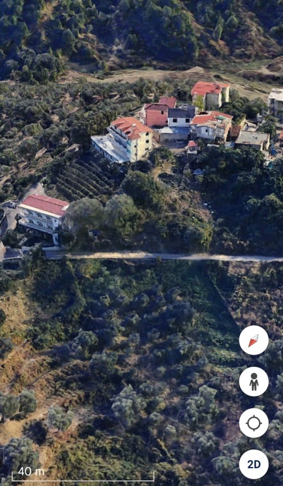 Tirane, shes truall 850 m2 250€ m2 (Mjull)
