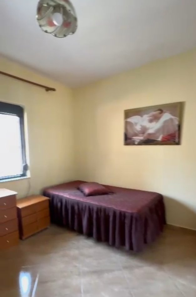 Tirane, jepet me qera apartament 2+1+Ballkon Kati 2, 100 m² 450 € (Dritan Hoxha)