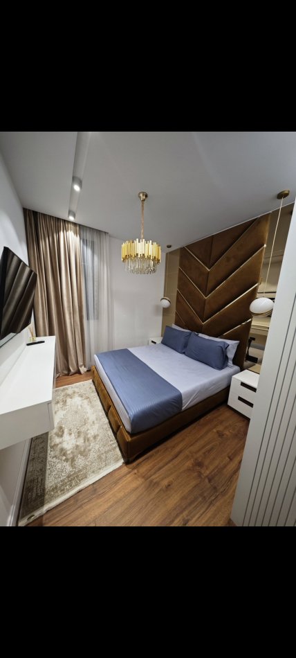 Tirane, jap me qera 3+1+Aneks+Ballkon Kati 0, 350 m² 4.001 € (TEG)