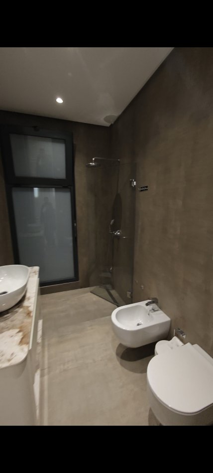 Tirane, shes 3+1+Ballkon Kati 2, 148 m² 416.001 € (TEG)