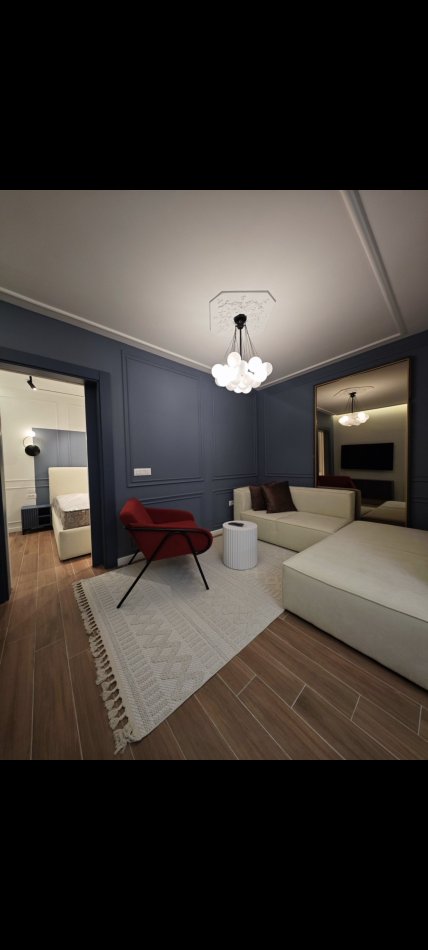 Tirane, jepet me qera 1+1 Kati 11, 80 m² 1.200 € (Taiwani Qënder)