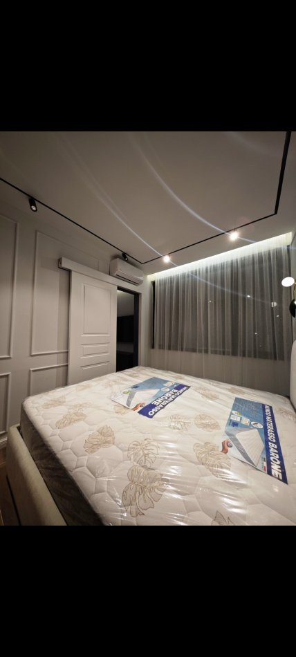 Tirane, jepet me qera 1+1 Kati 11, 80 m² 1.200 € (Taiwani Qënder)