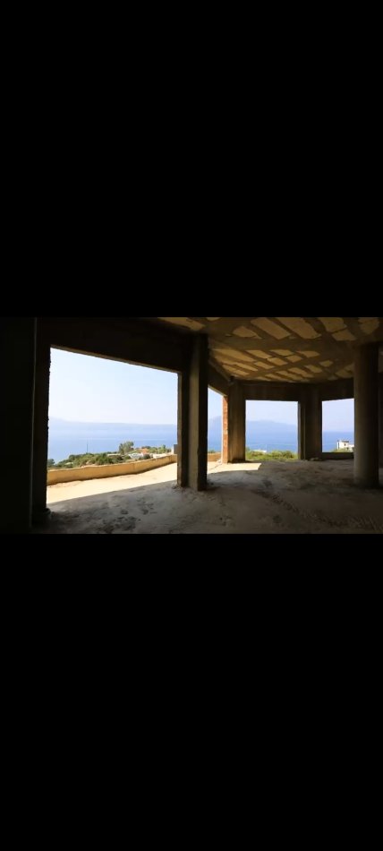 Vlore, shes hotel Kati 6, 2.100 m² 2.200.000 € (Radhime)