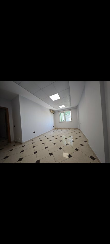 Tirane, jepet me qera Kati 5, 110 m² 1.300 € (Blloku)