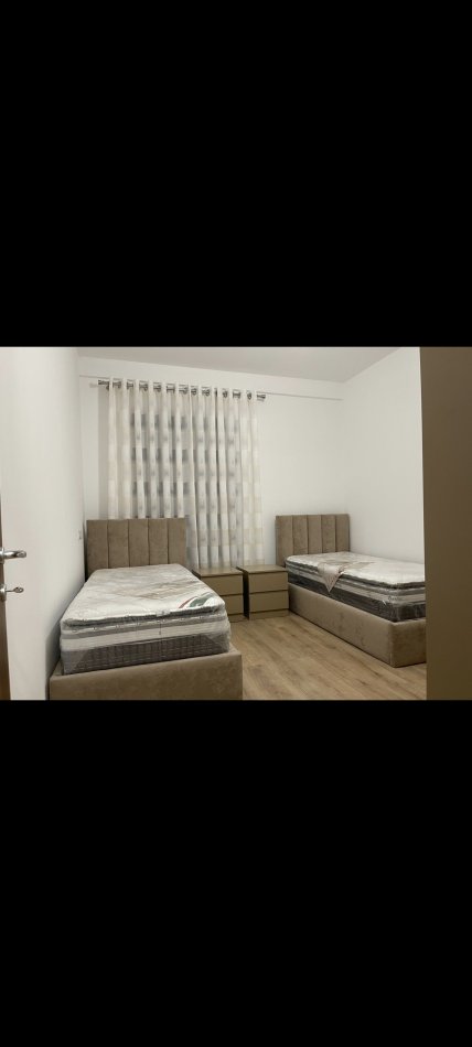 Tirane, jepet me qera 2+1+Ballkon Kati 3, 110 m² 800 € (Farmacia 10)