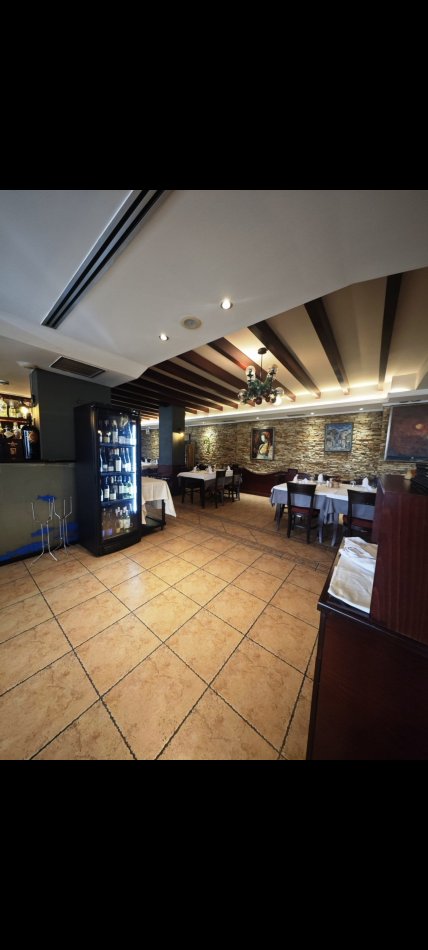 Tirane, shes bar-resorant Kati 1, 500 m² 2.000.001 € (Marteniteti I Ri)