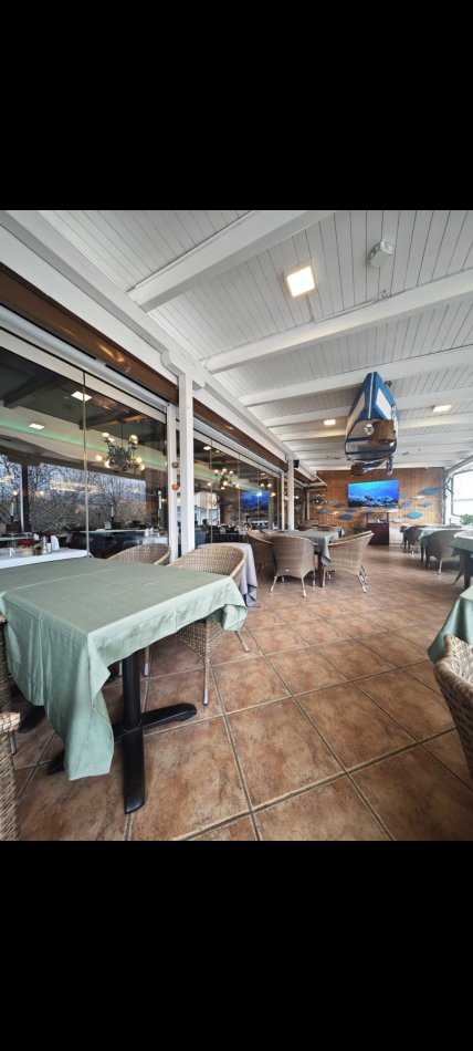 Tirane, shes bar-resorant Kati 1, 500 m² 2.000.001 € (Marteniteti I Ri)