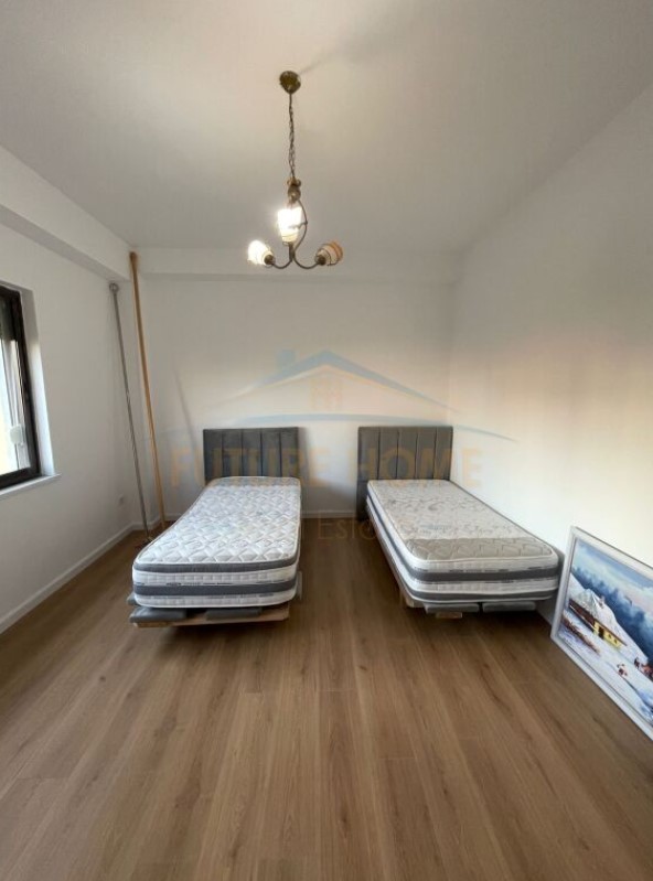 Tirane, shitet apartament 2+1 Kati 6, 112 m² 170.000 € (perball Maternitetit te Ri, Tiranë AREA44858)