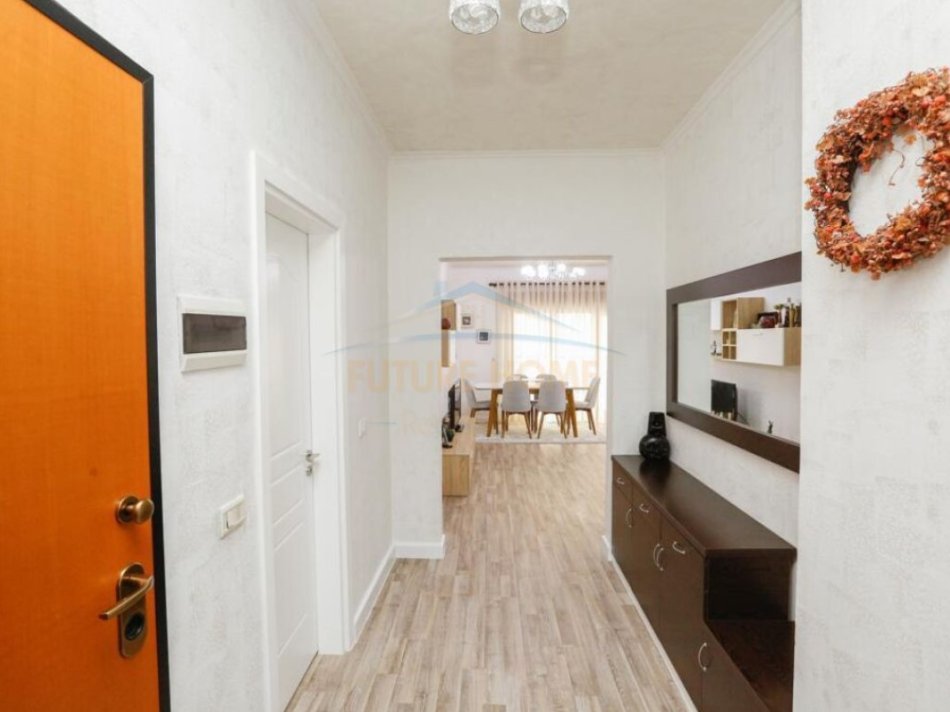 Tirane, shitet apartament 3+1 Kati 16, 157 m² 450.000 € (Rrugen Kostandin Kristoforidhi, 9 Katshet, Tirane, AREA43148)