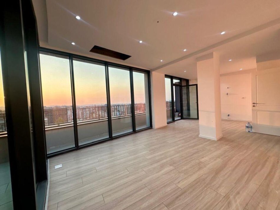 Tirane, shitet apartament 2+1 Kati 9, 105 m² 400.000 € (Lake View)