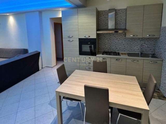 Durres, shitet 99 m² 50.000 Euro (shkembi i kavajes)