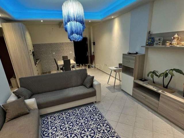 Durres, shitet 99 m² 50.000 Euro (shkembi i kavajes)