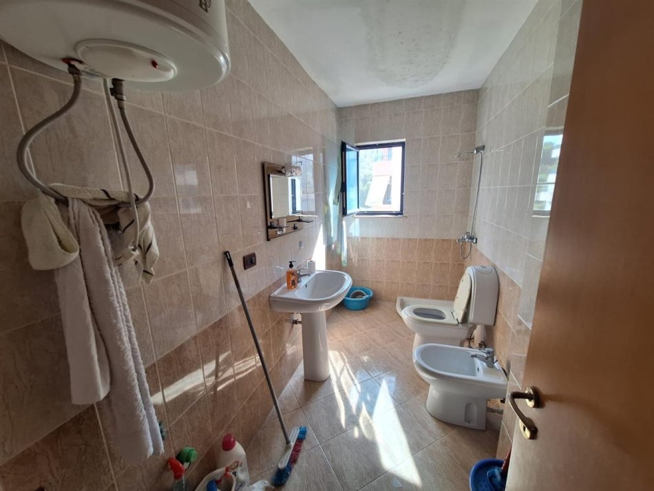 Durres, shitet apartament 1+1 Kati 4, 68 m² 55,000 € (Miami,Golem)