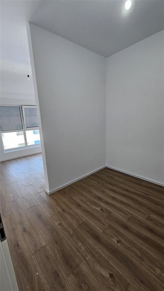 Tirane, shitet apartament 1+1+Ballkon Kati 5, 64 m² 89.335 € (Kompleksi Kaimi)
