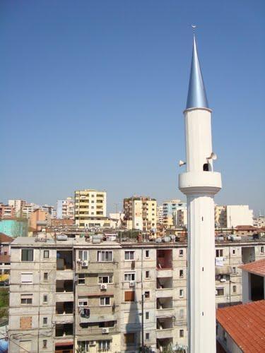 Tirane, shitet garsonier 1+1 Kati 5, 40 m² 85.000 € (tek Xhamia e Tabakeve)