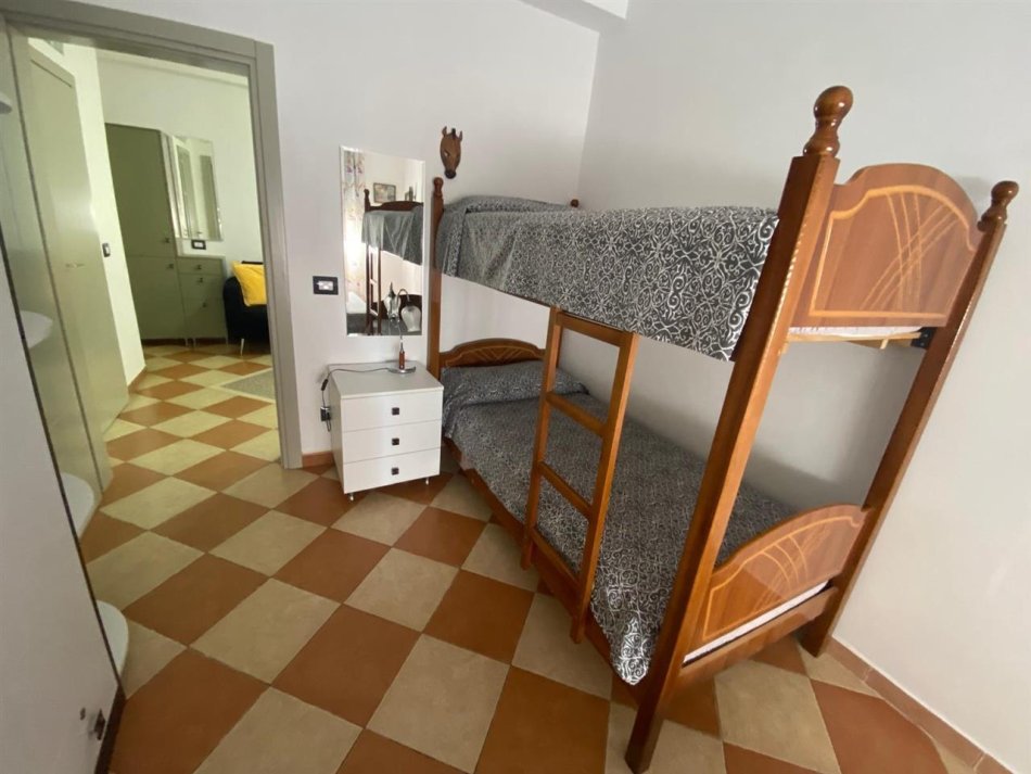 Durres, shitet apartament 1+1 Kati 2, 53 m² 82.400 € (Durres)