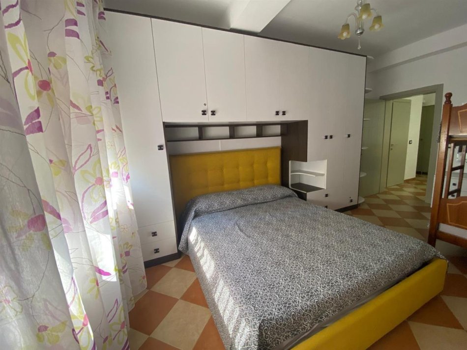 Durres, shitet apartament 1+1 Kati 2, 53 m² 82.400 € (Durres)