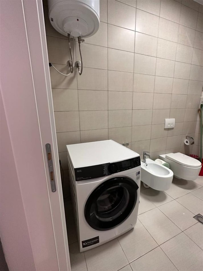 Tirane, shitet apartament 2+1 Kati 6, 95 m² 165.000 € (Tirana Golden Park)
