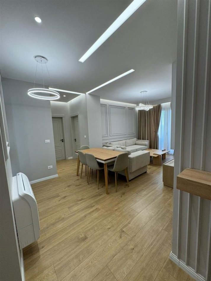 Tirane, shitet apartament 2+1 Kati 5, 124 m² 350.000 € (Rruga e Kavajes, Tirana Garden Building)